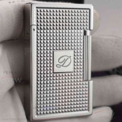 AAA Replica S.T. Dupont Ligne 2 Diamond Head Silver Plated Lighter On Sale